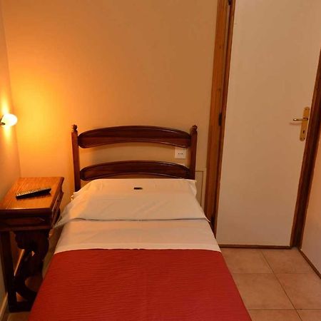Hotel Properzio Асизи Екстериор снимка