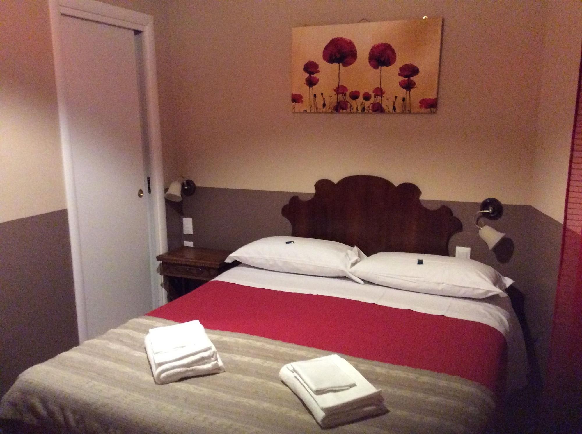 Hotel Properzio Асизи Екстериор снимка